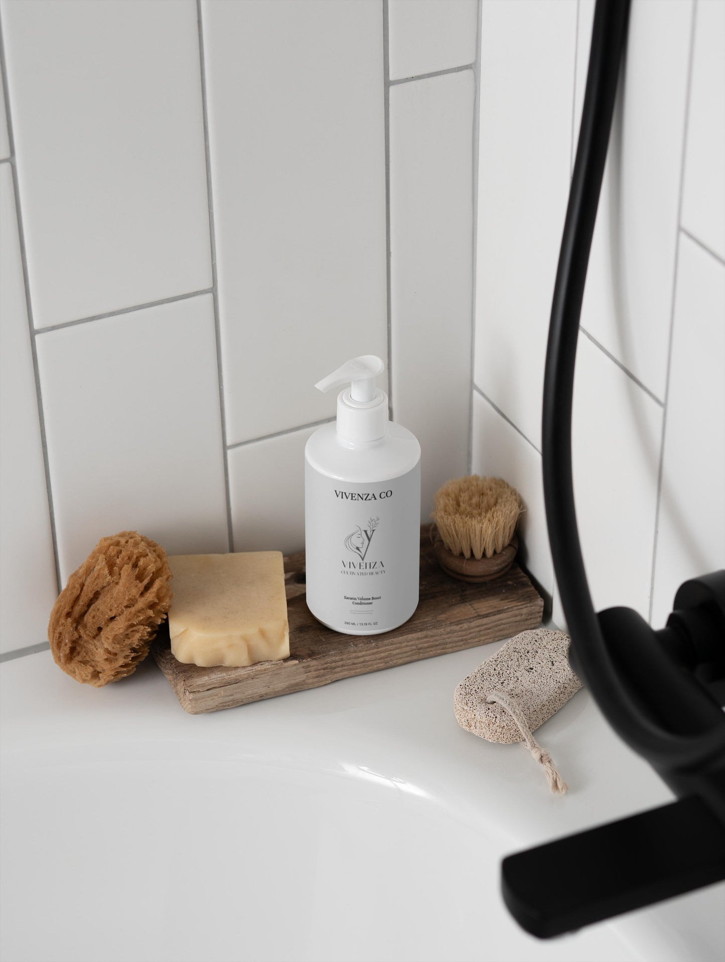 VIVENZA CO Keratin Volume Boost Conditioner – Lightweight Volumizing & Smoothing Conditioner